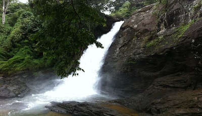 5 Best Waterfalls near Wayanad for a mind-blowing holiday in 2023