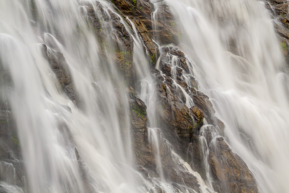 Things to know about Meenmutty Waterfalls in Wayanad