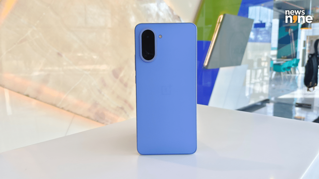 OnePlus Nord CE 5 Review. (Image Credit: Pragya Singha Roy/News9)