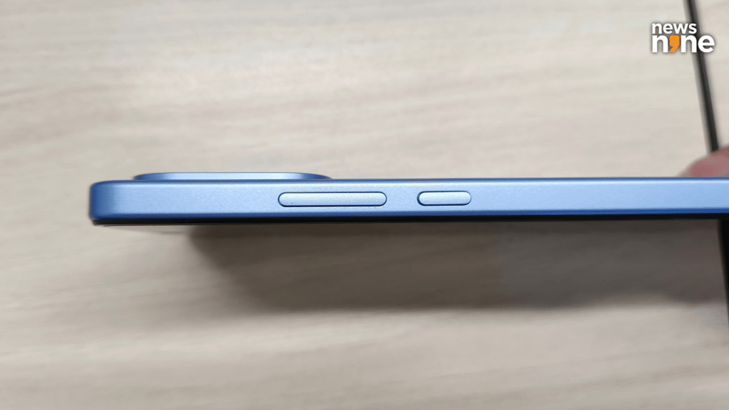 OnePlus Nord CE5. (Image Credit: Pragya Singha Roy/News9)