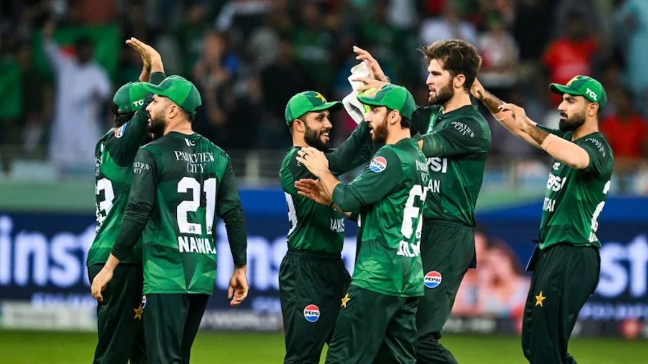 Asia Cup फाइनल के लिए पाकिस्तान की 17 सदस्यीय टीम घोषित, सलमान, जूनियर, मुकीम, हसन, मिर्जा,.....