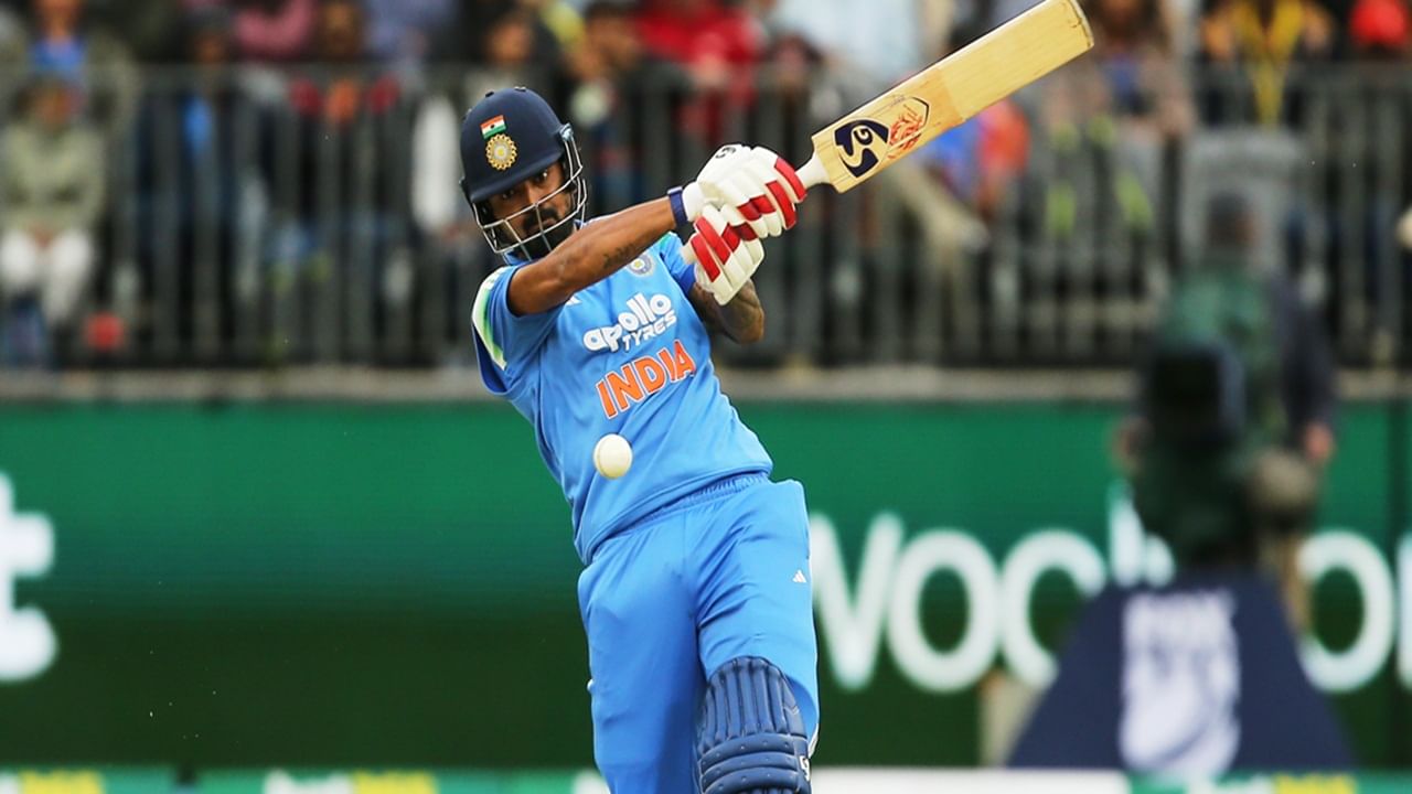 Ind Vs Aus: 1st Odi Match