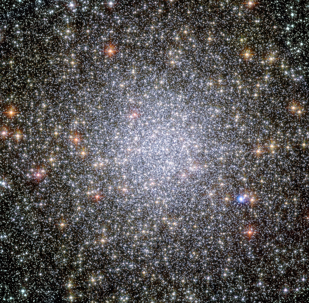Globular Cluster 47 Tucanae is brimming with Mira variables. (Image Credit: NASA, ESA, and the Hubble Heritage (STScI/AURA)-ESA/Hubble CollaborationAcknowledgment: J. Mack (STScI) and G. Piotto (University of Padova, Italy)).