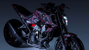 Honda V3R 900 with Flagship ICE emblems