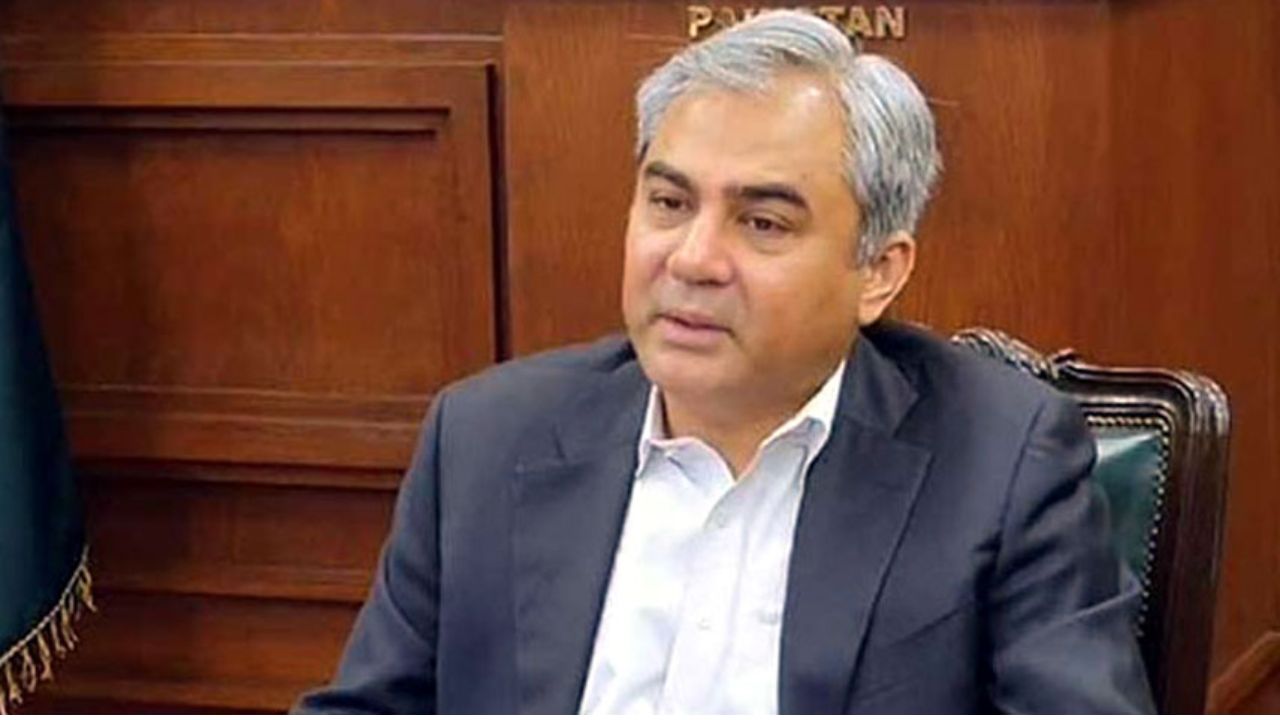 'मैं ट्रॉफी दूंगा लेकिन...', दादागिरी पर उतरे मोहसिन नकवी, टीम इंडिया को ASIA CUP TROPHY देने के लिए रखी असंभव शर्त 33 PCB