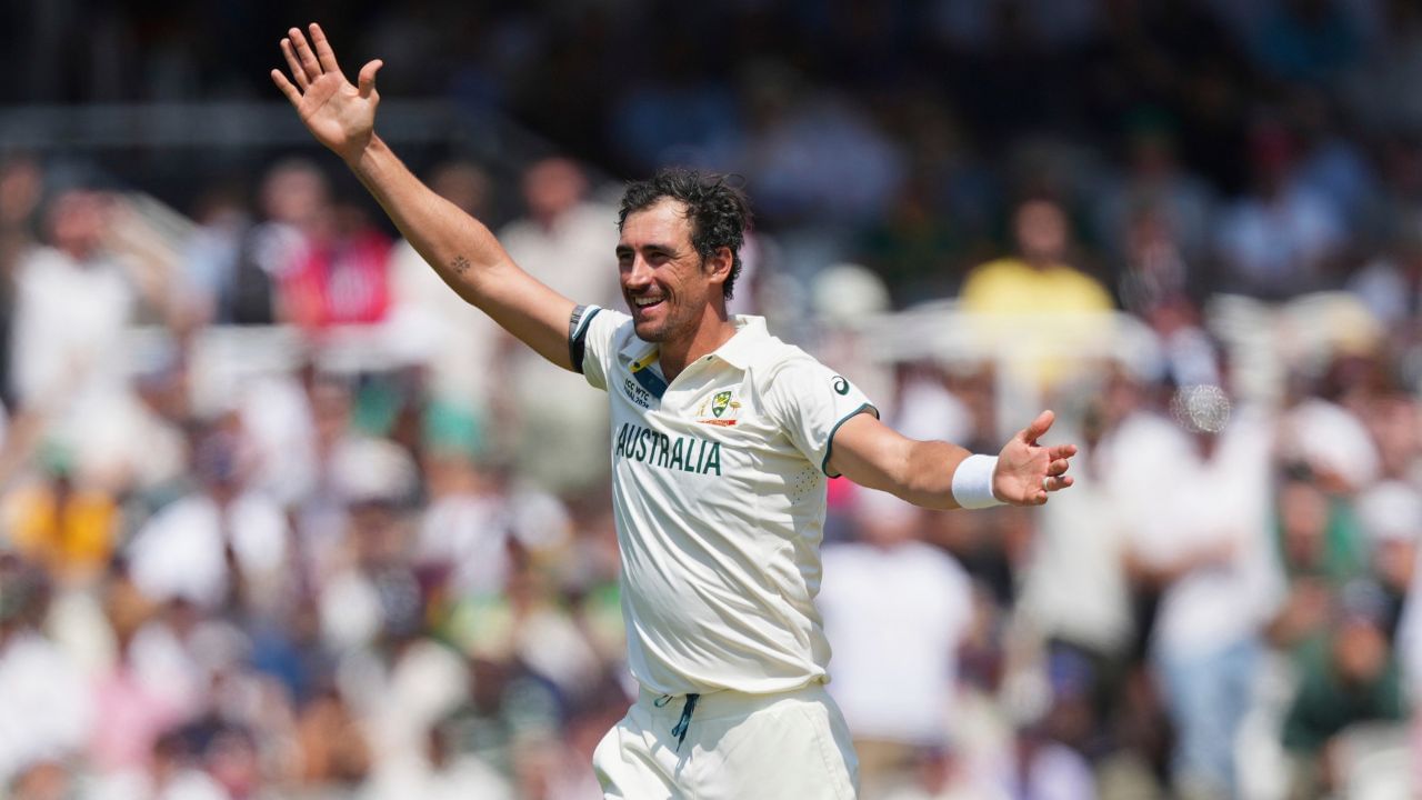 Mitchell Starc (4)