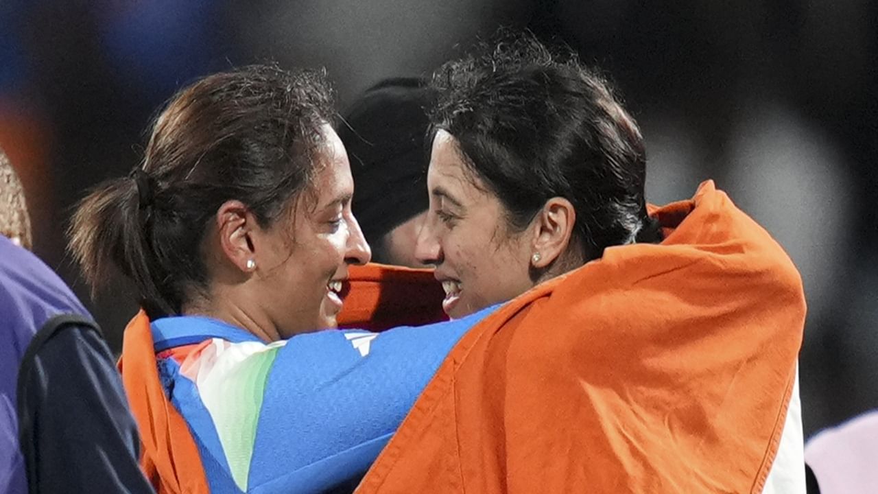 Icc Women's Wc Final: Ind W Vs Sa W