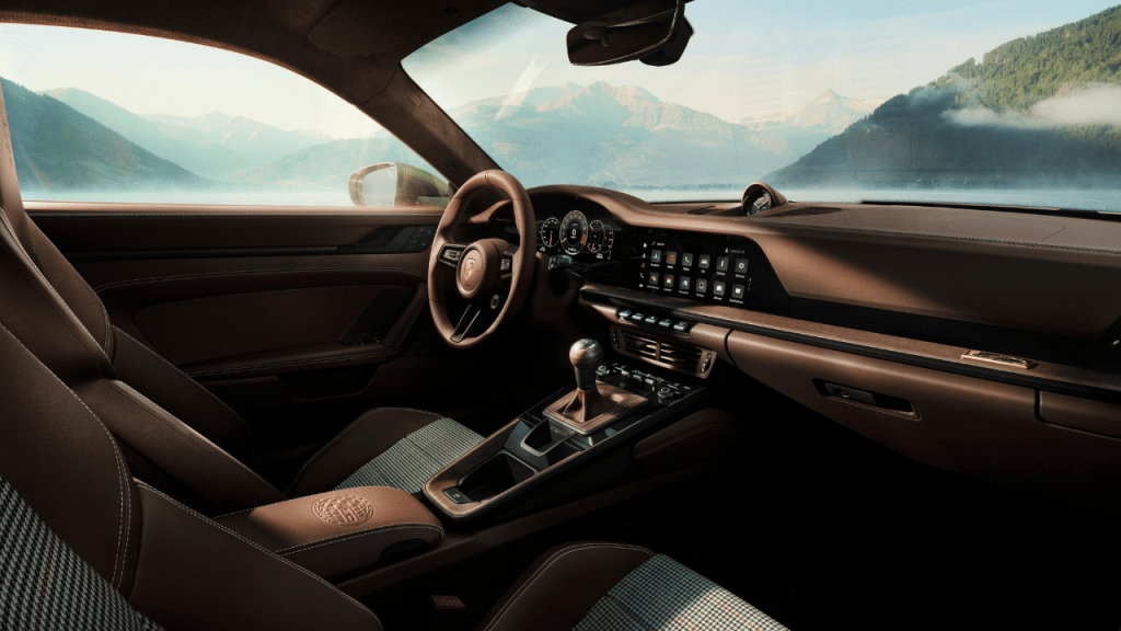 Porsche 911 GT3 F.A. interior