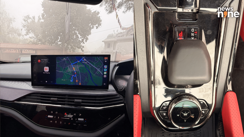 Tata Safari interior, comes with 14.5-inch Harman Cinematic Infotainment Screen that uses Samsung Neo QLED technology.