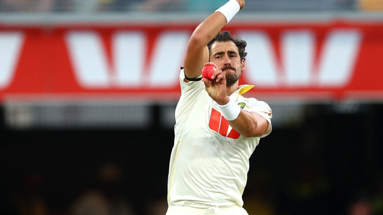 Mitchell Starc Bowling Getty