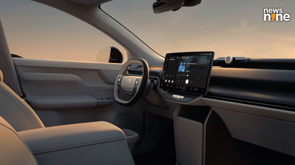 2027 Volvo EX60 interior
