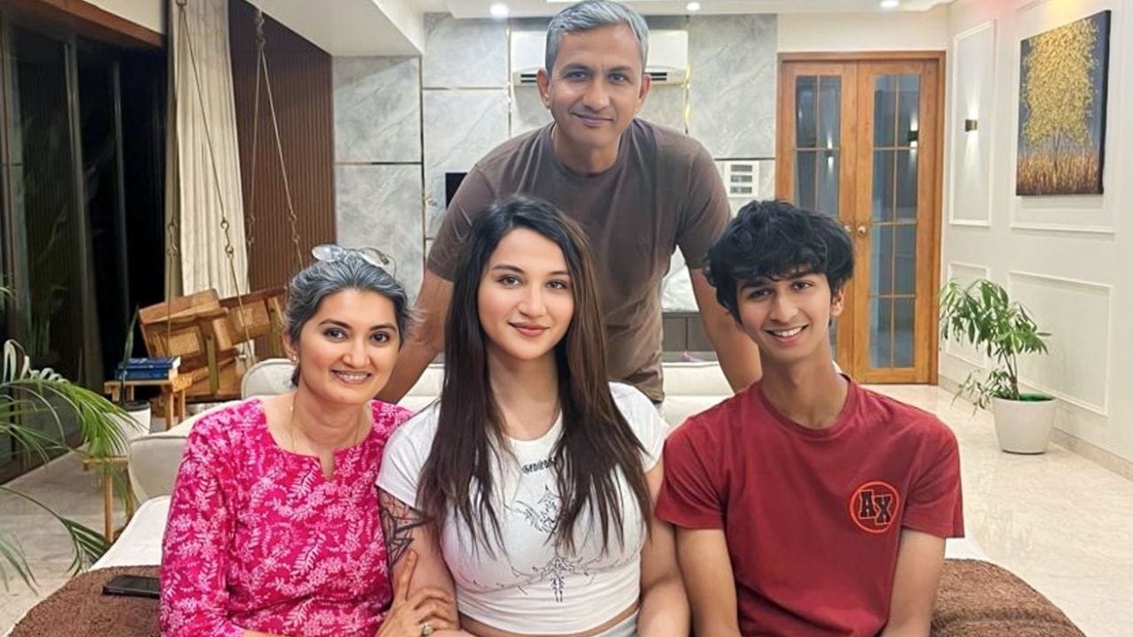 Anaya Bangar With Sanjay Bangar