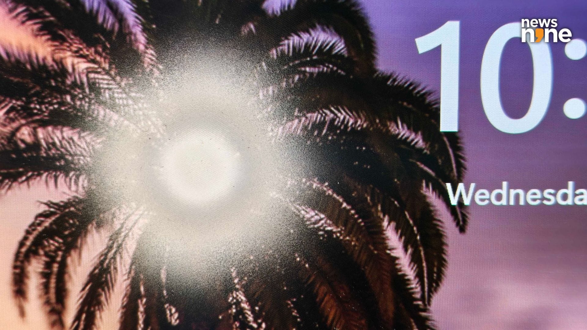 The anti-glare does a good job of diffusing even direct light. (Image Credit: Aditya Madanapalle/News9). 