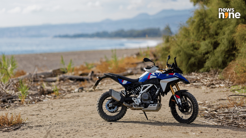 F 450 GS comes with 420 cc parallel-twin, liquid-cooled engine