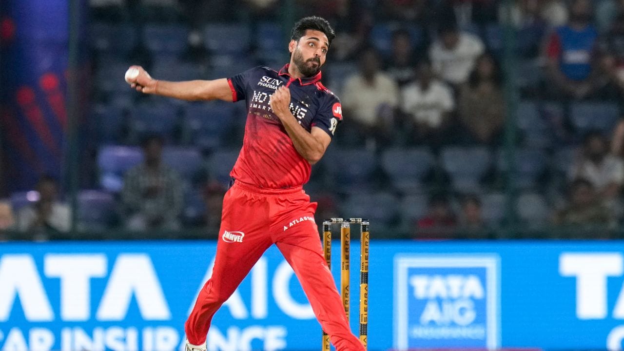 Bhuvneshwar Kumar (3)